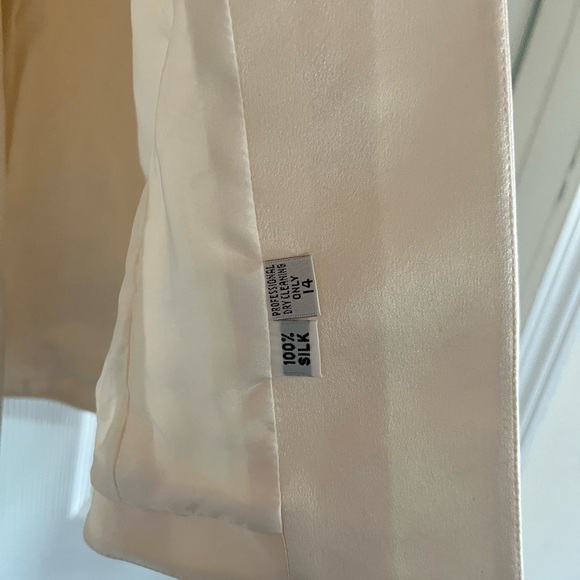 VTG Women's Cream Blazer 100% SILK - Picture 5 of 9